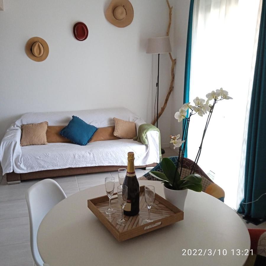 サント・マキシムAzzura, Duplex Lumineux Acces Direct A La Plageアパートメント エクステリア 写真